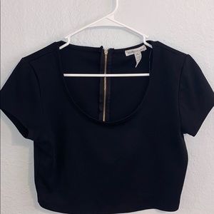 black crop top